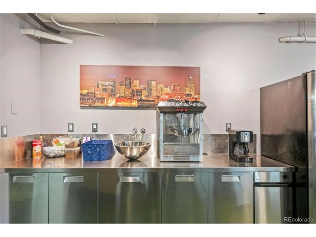 2000 Arapahoe St 1, Denver, CO 80205