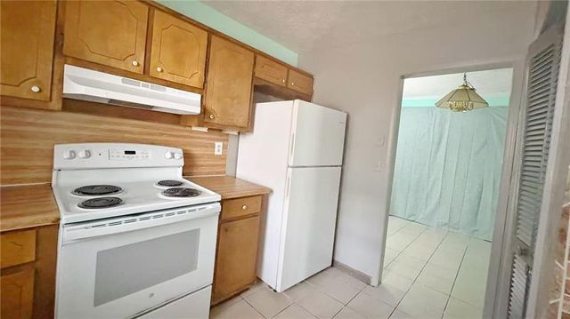 935 Six Oaks Circle B, Norcross, GA 30093