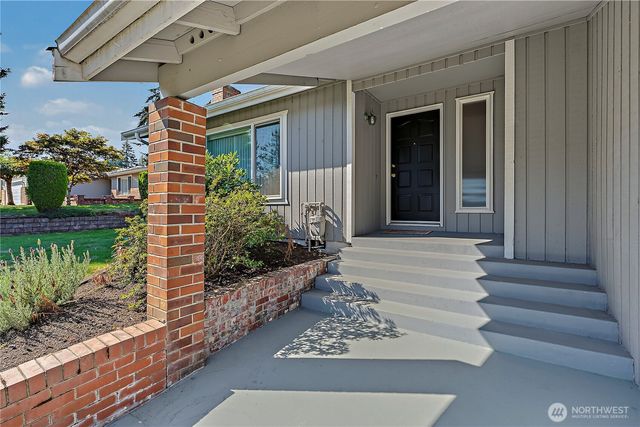 10210 63rd Avenue Ct E, Puyallup, WA 98373