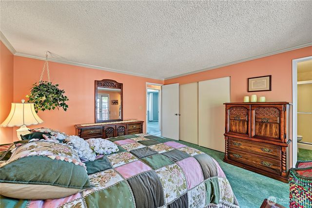 10210 63rd Avenue Ct E, Puyallup, WA 98373