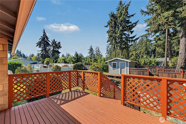 10210 63rd Avenue Ct E, Puyallup, WA 98373