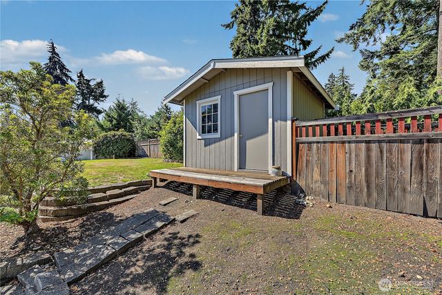 10210 63rd Avenue Ct E, Puyallup, WA 98373