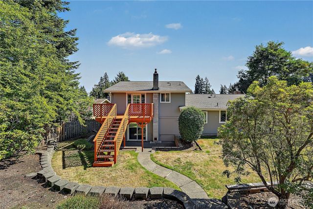 10210 63rd Avenue Ct E, Puyallup, WA 98373