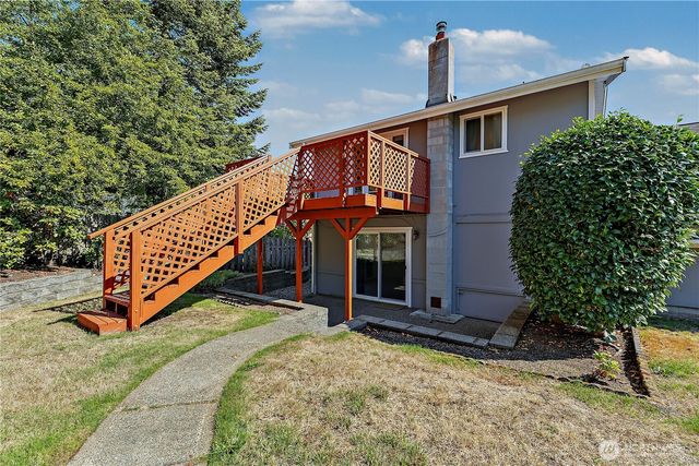 10210 63rd Avenue Ct E, Puyallup, WA 98373