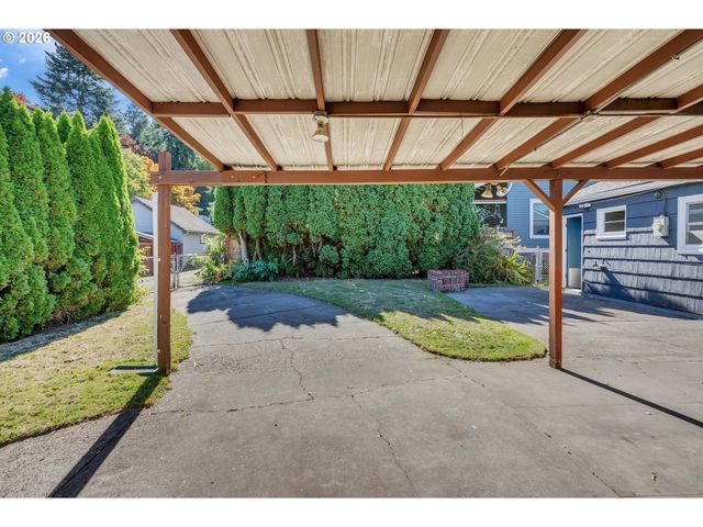 8000 N WOOLSEY Ave, Portland, OR 97203