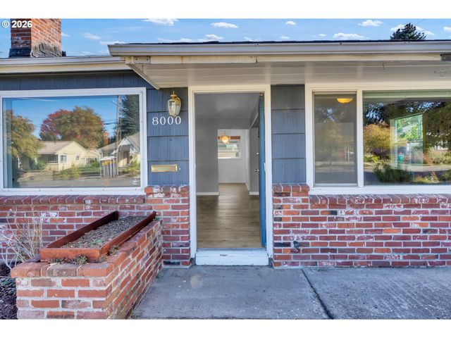8000 N WOOLSEY Ave, Portland, OR 97203