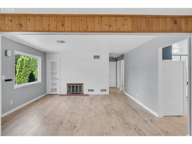 8000 N WOOLSEY Ave, Portland, OR 97203