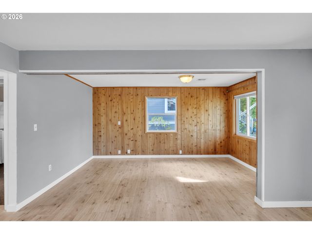 8000 N WOOLSEY Ave, Portland, OR 97203