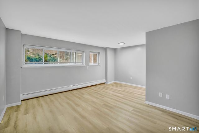 279 Oakville Avenue B12, Waterbury, CT 06708