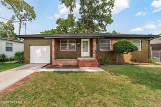 1329 HOLLYHOCK Circle, Jacksonville, FL 32211