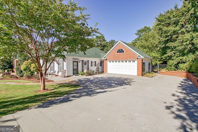 494 Thrash Road, Lagrange, GA 30241