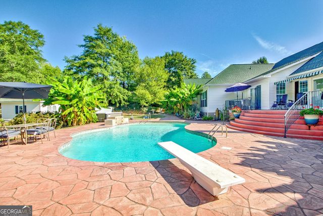 494 Thrash Road, Lagrange, GA 30241