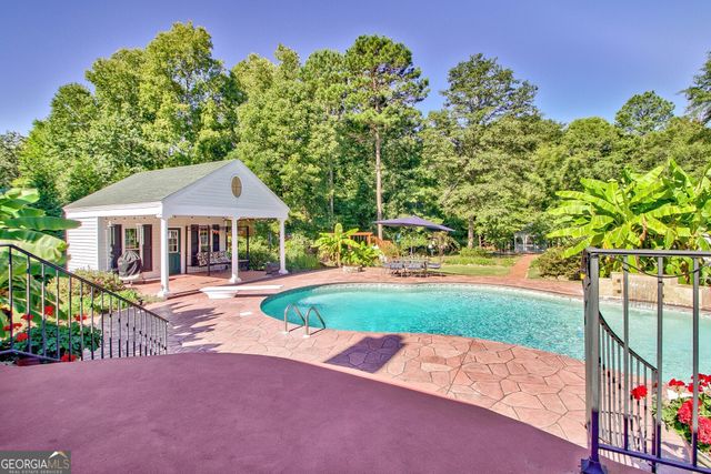 494 Thrash Road, Lagrange, GA 30241