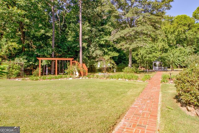 494 Thrash Road, Lagrange, GA 30241