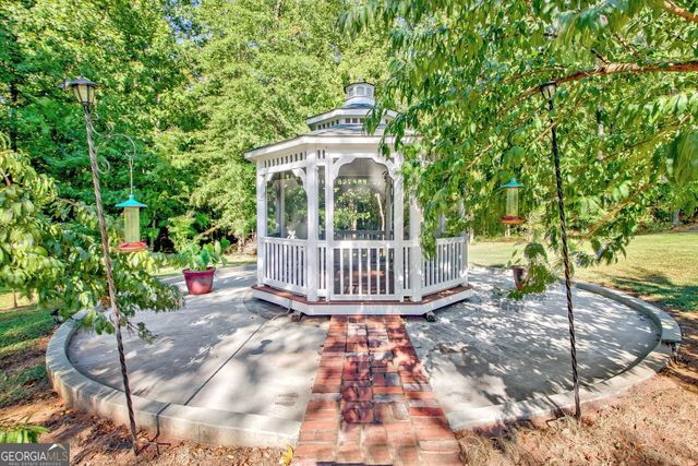 494 Thrash Road, Lagrange, GA 30241