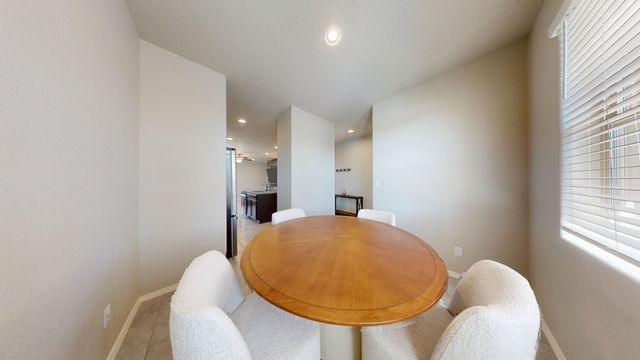 1772 Valle Vista Road NW, Los Lunas, NM 87031