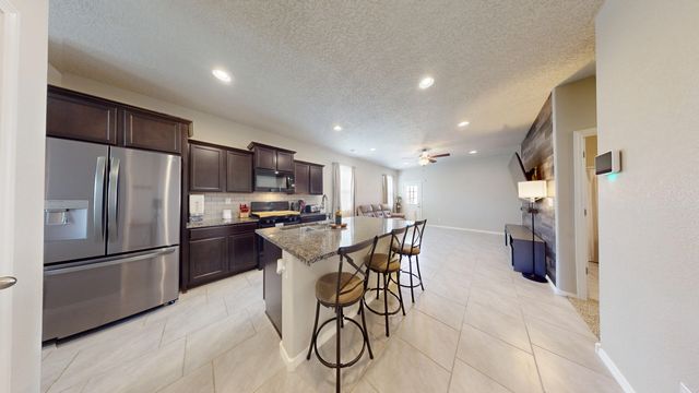 1772 Valle Vista Road NW, Los Lunas, NM 87031