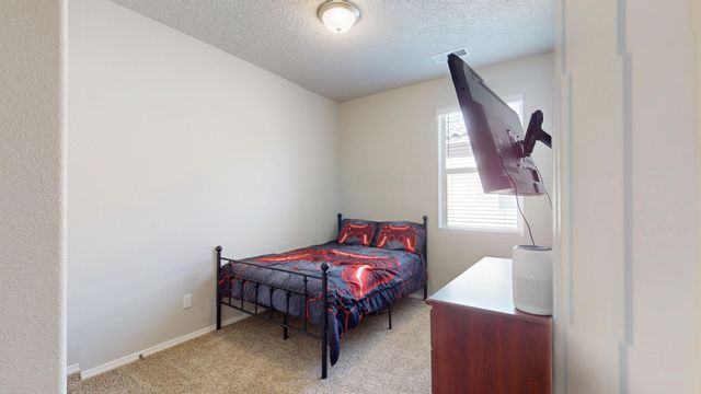 1772 Valle Vista Road NW, Los Lunas, NM 87031