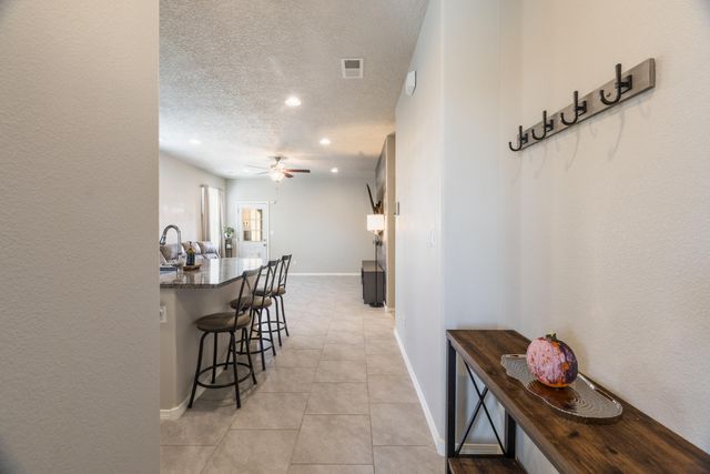 1772 Valle Vista Road NW, Los Lunas, NM 87031