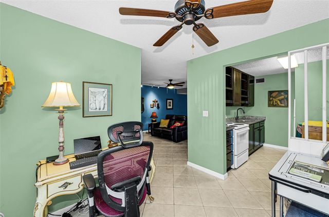 11436 2ND STREET N 1, St Petersburg, FL 33716