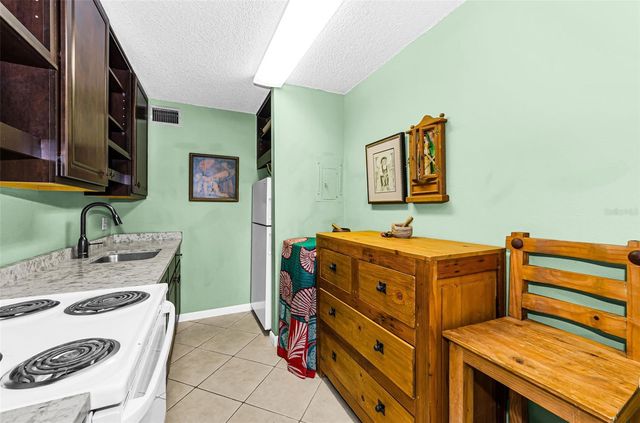 11436 2ND STREET N 1, St Petersburg, FL 33716
