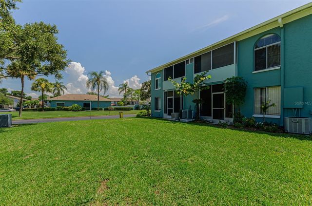 11436 2ND STREET N 1, St Petersburg, FL 33716