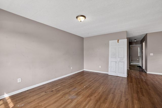 2672 Arcola Road, Columbus, OH 43207
