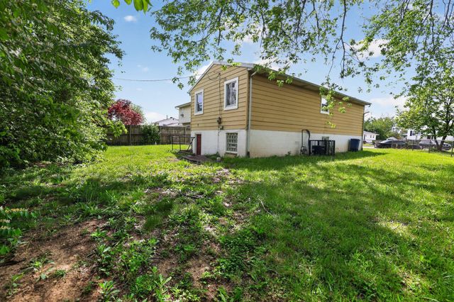 2672 Arcola Road, Columbus, OH 43207