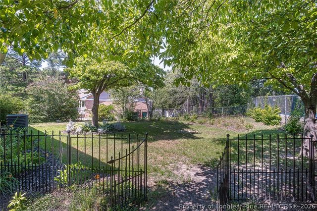 3391 Hawthorne Street, Hope Mills, NC 28348