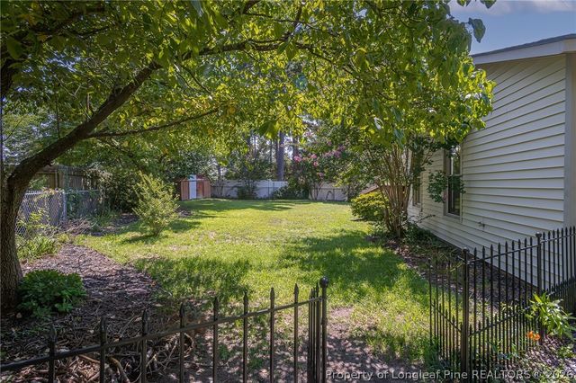3391 Hawthorne Street, Hope Mills, NC 28348