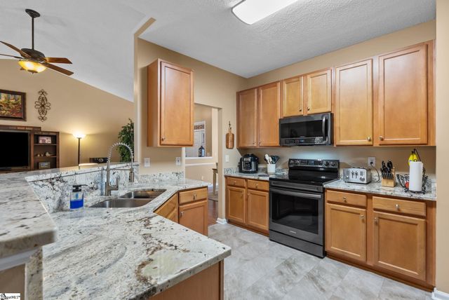 108 W Sundance Drive, Easley, SC 29642