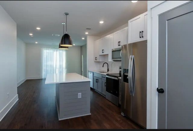 1507 Porter Rd Unit 203, Nashville, TN 37206