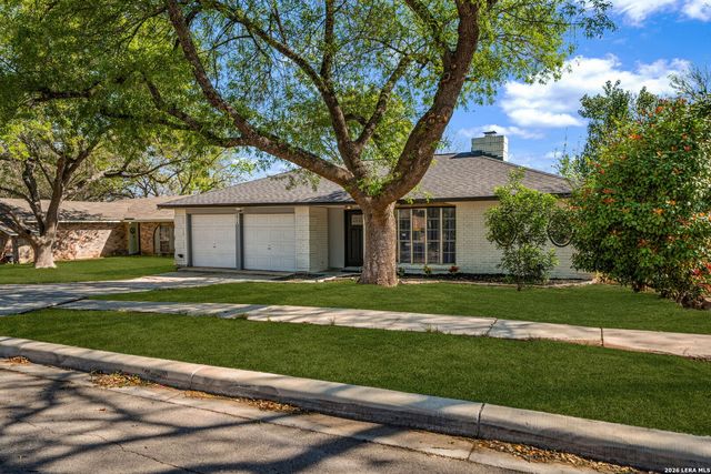 4914 Crestwood Dr., Schertz, TX 78101