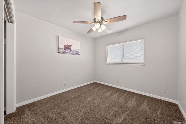 4914 Crestwood Dr., Schertz, TX 78101