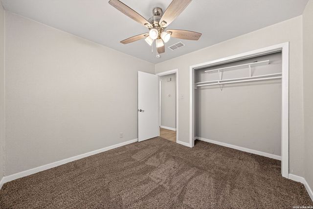 4914 Crestwood Dr., Schertz, TX 78101