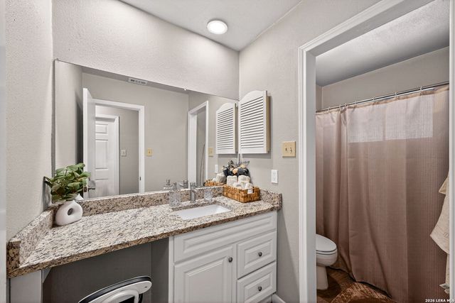 4914 Crestwood Dr., Schertz, TX 78101