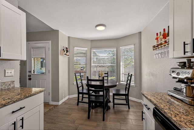 4914 Crestwood Dr., Schertz, TX 78101