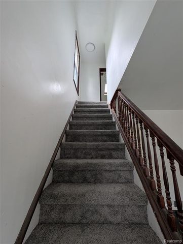17 Oriley Street, Pontiac, MI 48342