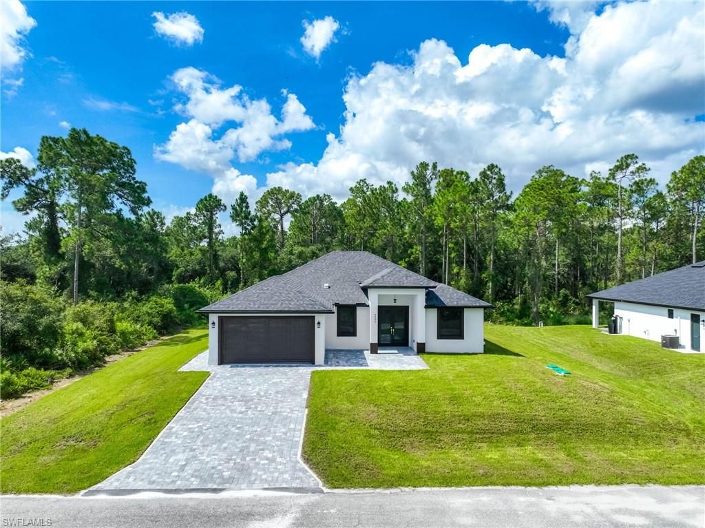 4402 E 13th ST, LEHIGH ACRES, FL 33972 — exterior