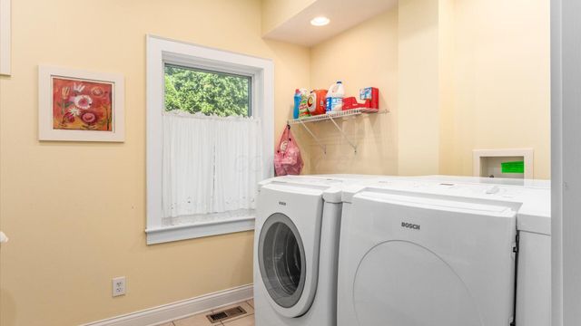 87 Dartmouth Road SE, Hebron, OH 43025
