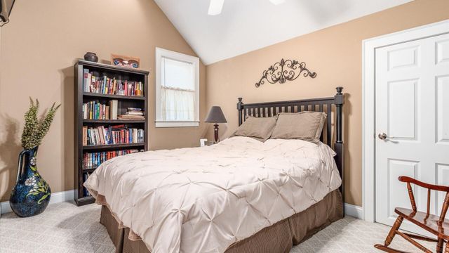 87 Dartmouth Road SE, Hebron, OH 43025