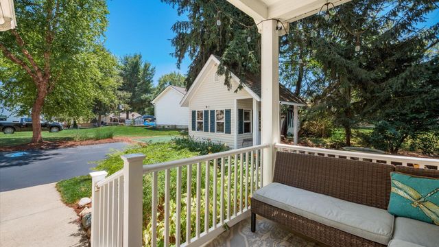 87 Dartmouth Road SE, Hebron, OH 43025