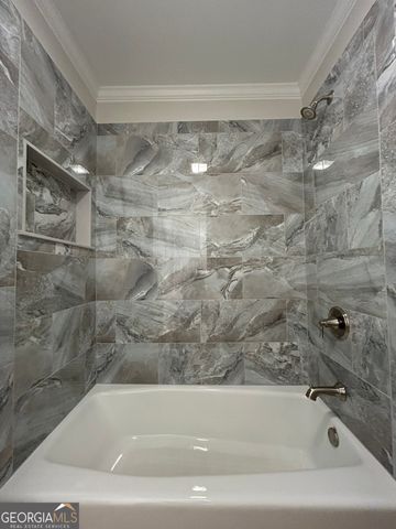 114 Red Oak Trail, Lagrange, GA 30240