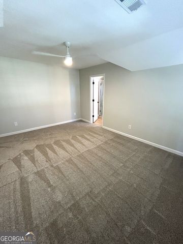 114 Red Oak Trail, Lagrange, GA 30240