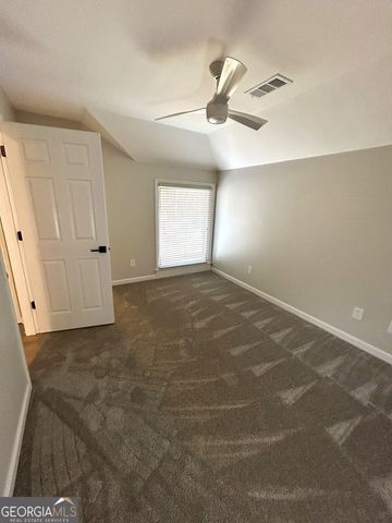 114 Red Oak Trail, Lagrange, GA 30240