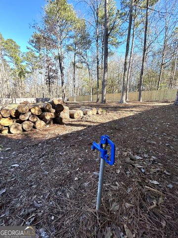 114 Red Oak Trail, Lagrange, GA 30240