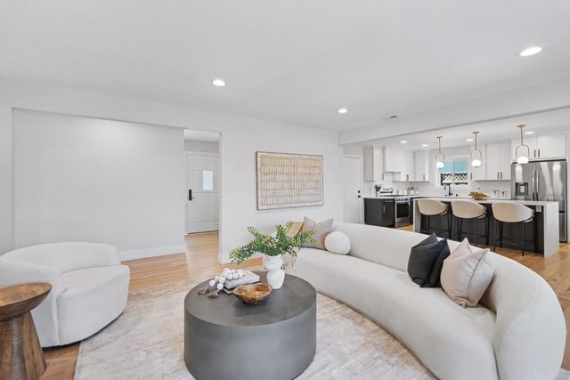 1155 London Avenue, Sunnyvale, CA 94087