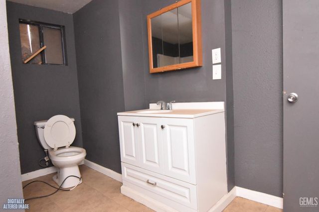 1055 Park Lane, Shafter, CA 93263