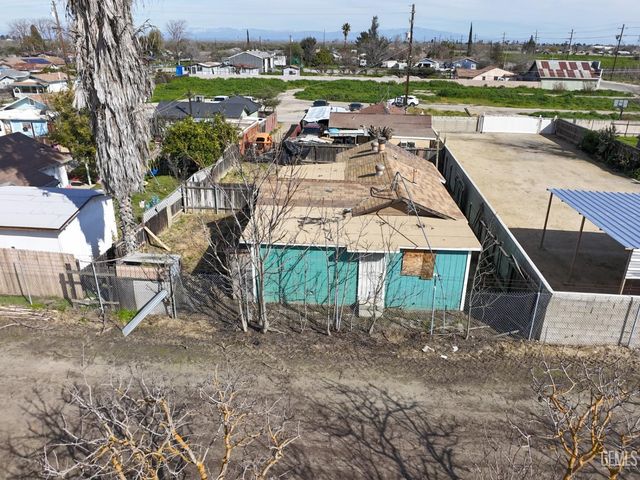 1055 Park Lane, Shafter, CA 93263