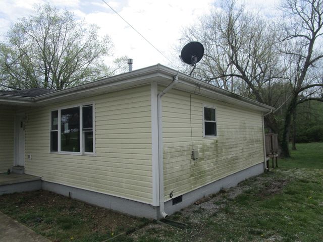 2247 Muddy Creek Road, Winchester, KY 40391